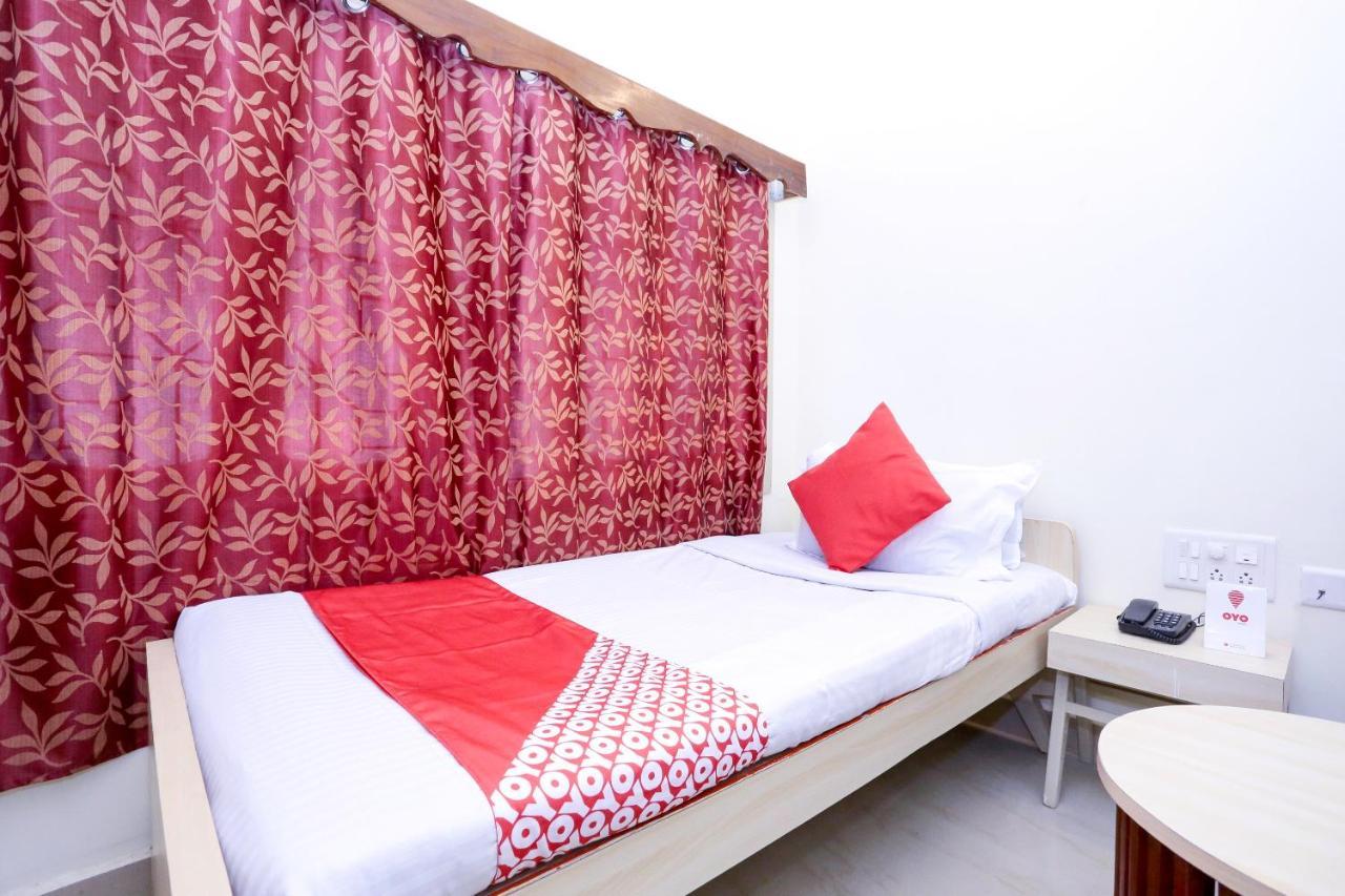 Oyo 18627 Hotel Mithila Salem Dış mekan fotoğraf