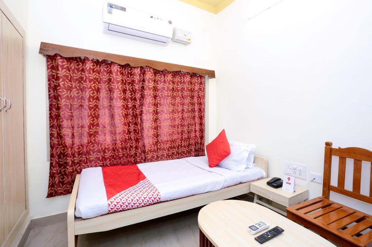Oyo 18627 Hotel Mithila Salem Dış mekan fotoğraf